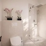 Casa vacanze Skyline Penthouse With Private Whirlpool, Alpenluxus Collection
