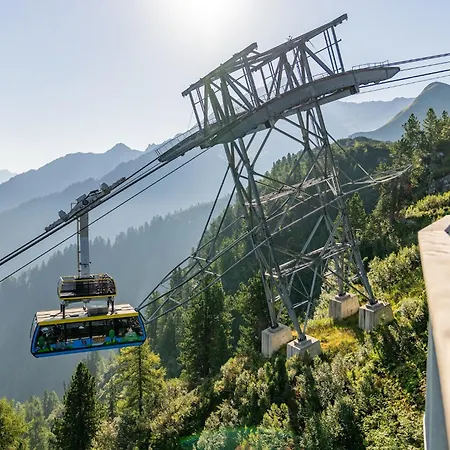 Skyline - Alpenluxus Collection شقة Muhlen (Tyrol)