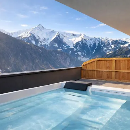 Skyline - Two-level Penthouse With Private Whirlpool