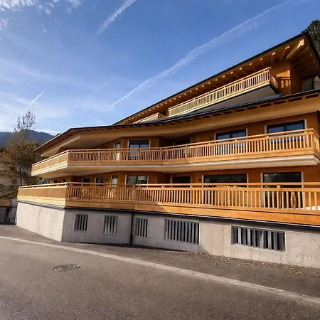 Skyline - Two-level Penthouse With Private Whirlpool By Alpenluxus Collection Semesterbostad *
