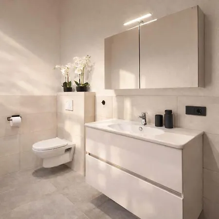Skyline - Two-level Penthouse With Private Whirlpool * Muhlen (Tyrol)