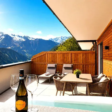 Skyline - Two-level Penthouse With Private Whirlpool 度假居